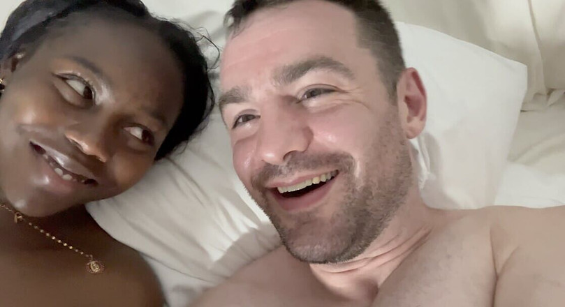 Andres Acosta: 小柄な黒檀の女は、異人種間の生ハメデートアプリのフックアップで大きな白いペニスに中出しされました