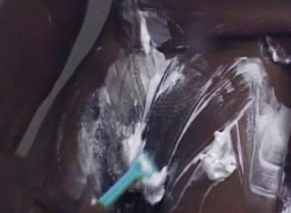 Black Jass: Ebony slut shaving pussy before getting banged in the bathtub
