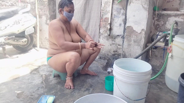 Yourgeeta8899: Video hot kakak ipar india lagi mandi