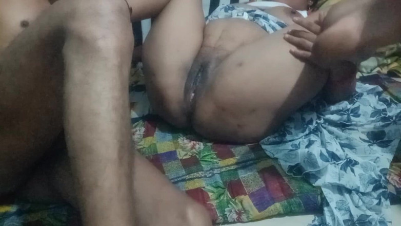 BendableFog5: Tetek besar Rhea panas dihimpit dan dihangatkan dan dikongkek