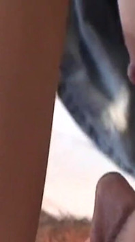 Sarışın hatun zonklayan yarakla genişliyor döl damlıyor