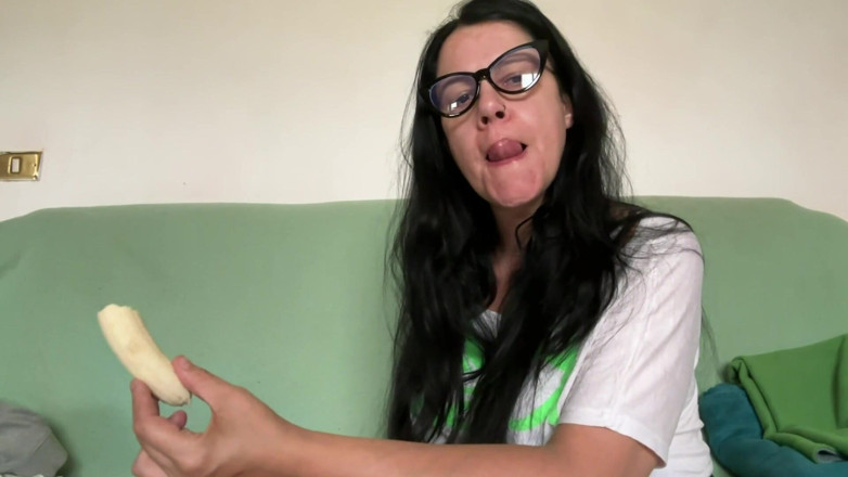Bergami Melissa: I Eat Smoke and I Ignore You Asshole