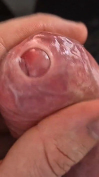 Ayah yang belum disunat besar.. Permainan foreskin Phimosis ketat, Banjir Pracum dan Cumplay