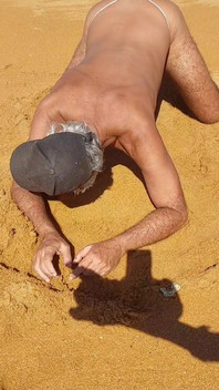 Ladysilva Hot Ass on the Beach, Go Fuck Me