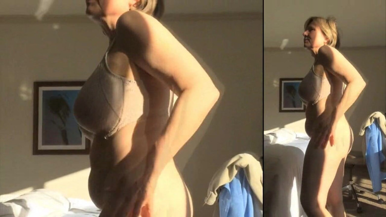 MarieRocks: 60+ GILF liebt es, in hotelzimmern nackt zu sein