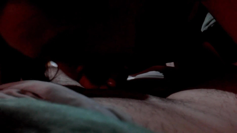 Marian sofar: Saje to jako blázen s dalším ptákem v zadku