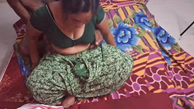 Sexy sindu: Chubby Sindu Bhabhi Has Sex with Me at Home
