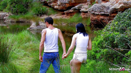 Full porn collection: Sexy teen Angell genießt analsex im freien mit stiefbruder