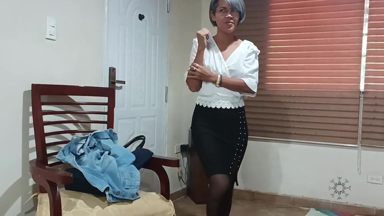 Calvohot70: Ibu tiri mengongkek saya apabila teman wanita saya tiada, dia...