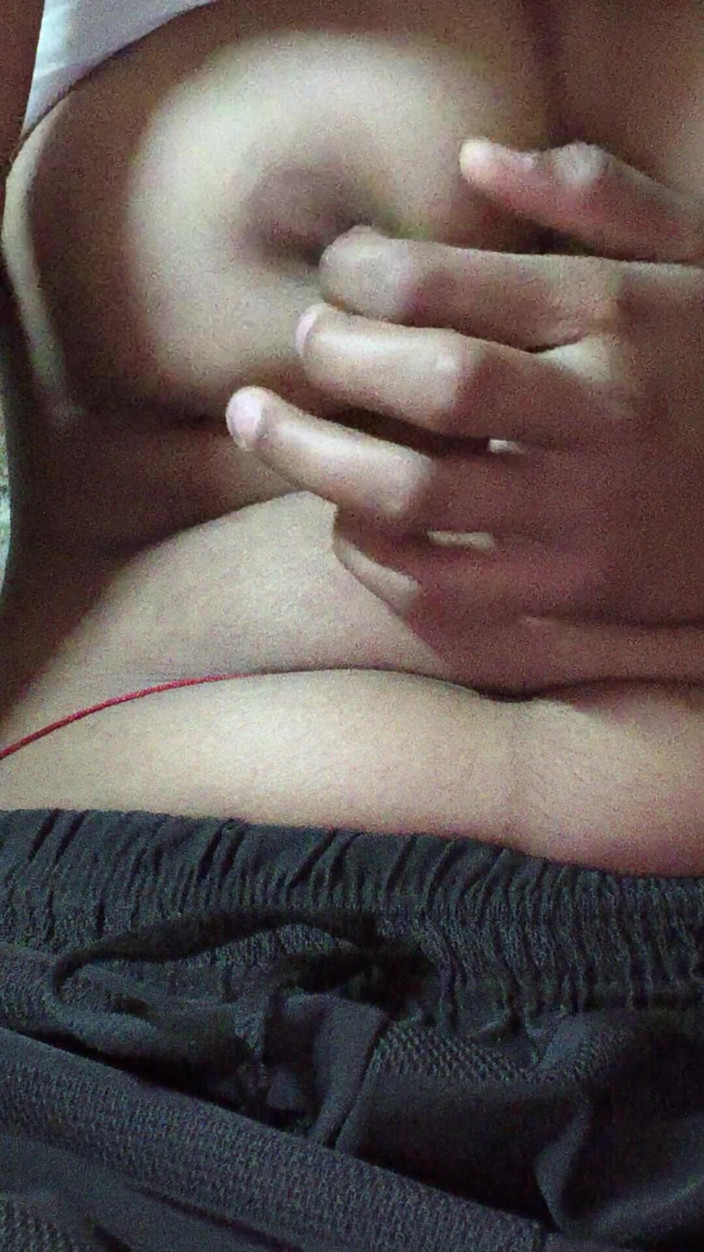 Moma: Сексуальное видео