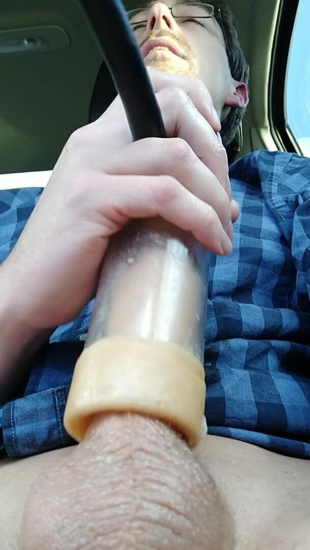 Big Daddy Dommmm: Sexuální stroj, který nechává sperma vyletět jako mixér, část 3