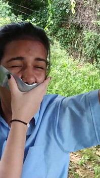 Maria dan si gadis nakal ini lagi asik di-bully sama pacarnya!