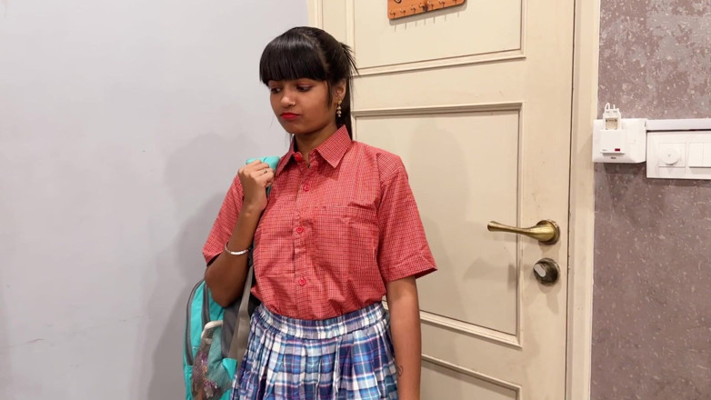 Next short: Der schwager der schwägerin hatte sex, nachdem er college-mädchen allein...