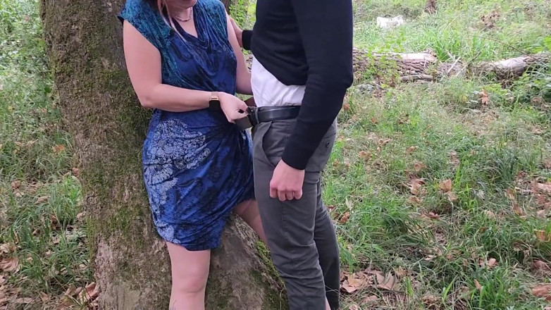 Sexymarghot: Exhib nature turns into a hot threesome