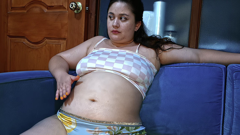 Nicole Passat: The Plush Perfection of Nicole