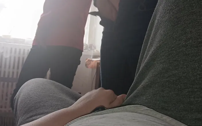 Lesbian-candys: We Masturbate Threesome and Cum in Our Clothes