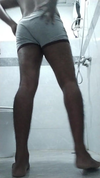 Pamer pantat