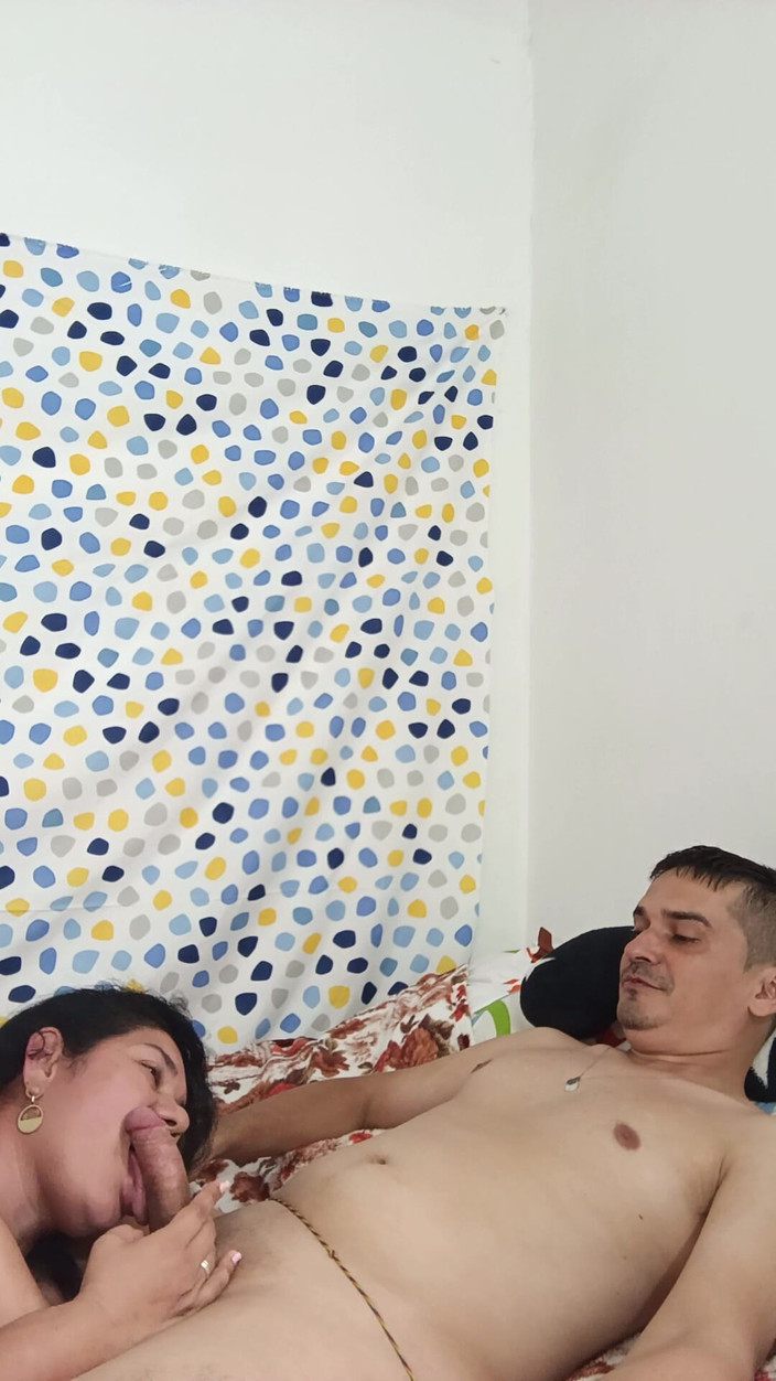 Valkyrieandluigy: Дама сосет