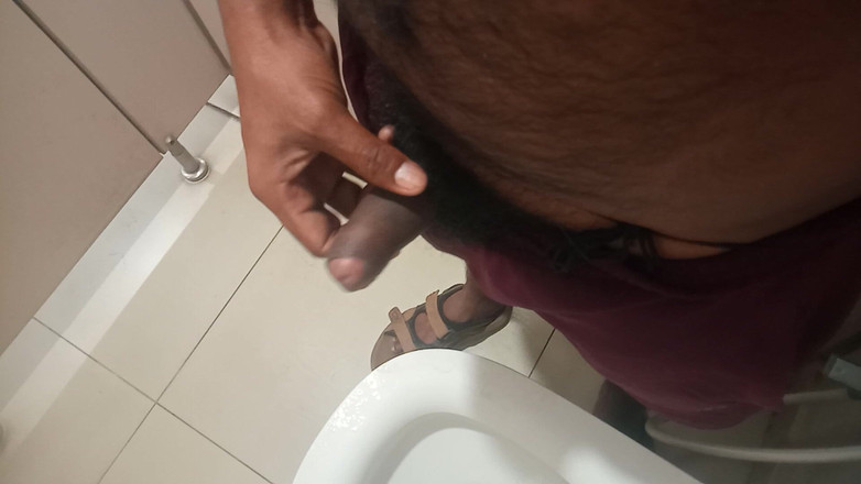 KUMBHA MANOJ KUMAR: Capo indiano sempre disponibile per i fan