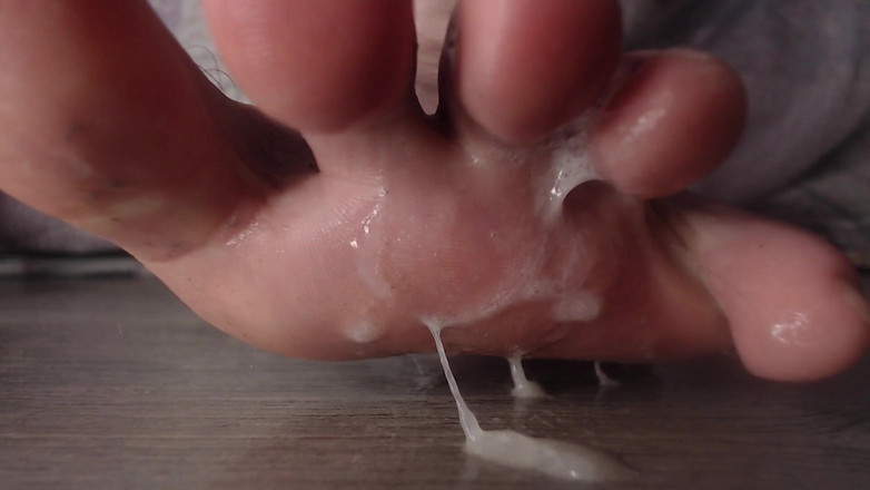 Hunky time: Alpha Cums