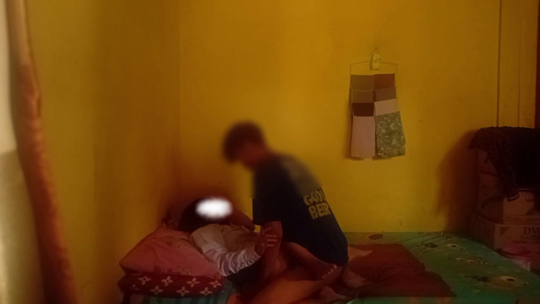 Famly sex: Teenager-mädchen im College in entot zu ihrem haus, wenn sie...