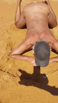 Ladysilva Hot Ass on the Beach, Go Fuck Me