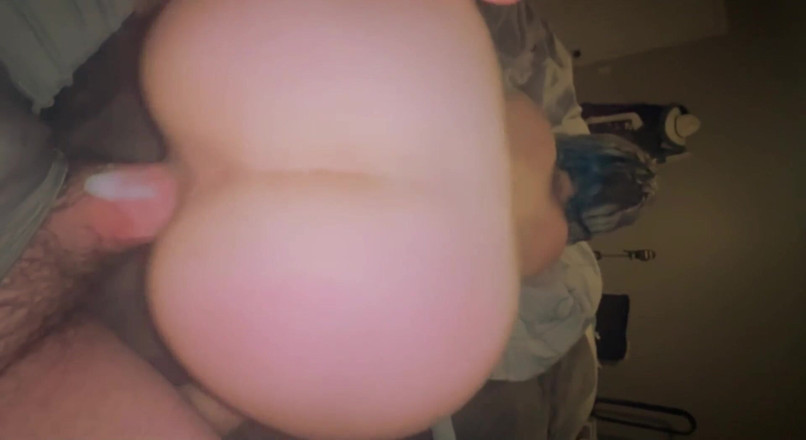 CaliMagnum69: Dicker schwanz betritt zierliche brünette
