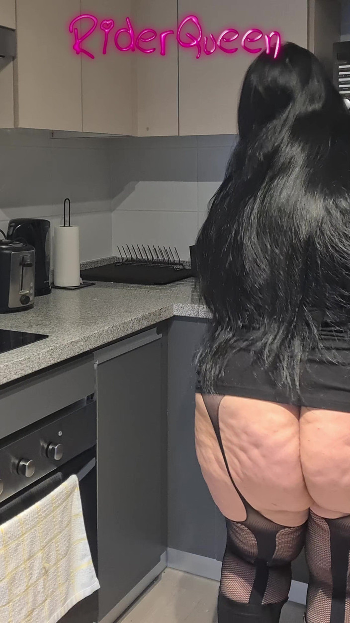 Riderqueen BBW Step Mom Latina Ebony: Fuking kepada Riderqueen Big Ass Latina BBW MILF