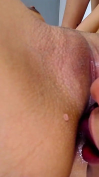 El show de lesbianas más caliente lamiendo el coño de tu pareja
