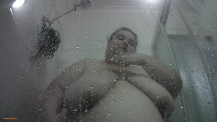LaLaDelilah: Wet BBW shower