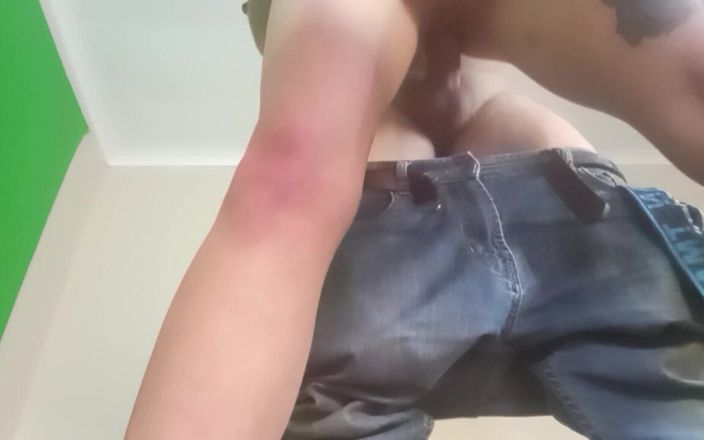 Bigjoefuckalott: Vista dal basso mentre scopa amatoriale