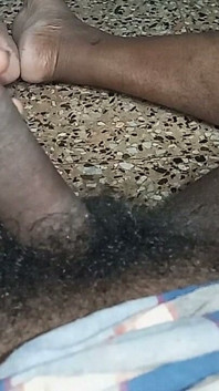Adik iparku nyepong dan ngentot kontol besar pria kulit hitam ini