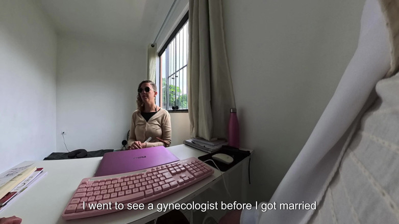 Gabi SweetCouplesStories: Het anale examen van de kleine blinde patiënt