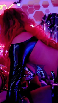 Red X Sex Tape: Postaveno tak, aby bylo sundat