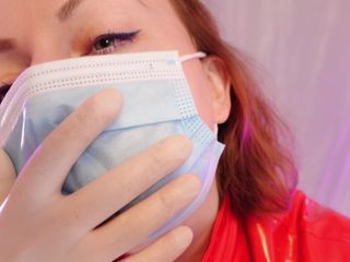 Arya Grander: Arya grander - Guanti chirurgici SFW video ASMR - clip hot