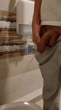 Best Pissing Compilation V2.0 a Lot of Urine