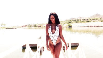 Paradise Producer: Model yang tertarik pada Industri!