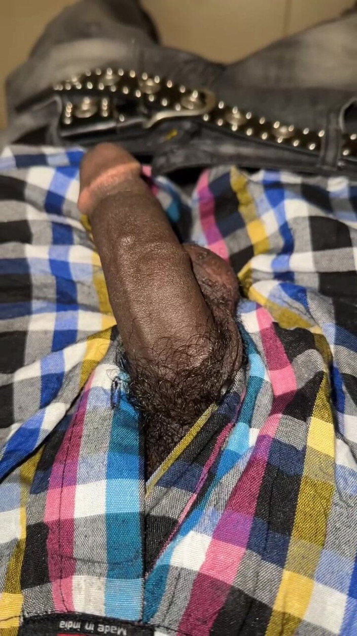 Slimniqqa: Thug College Teen Jerks off
