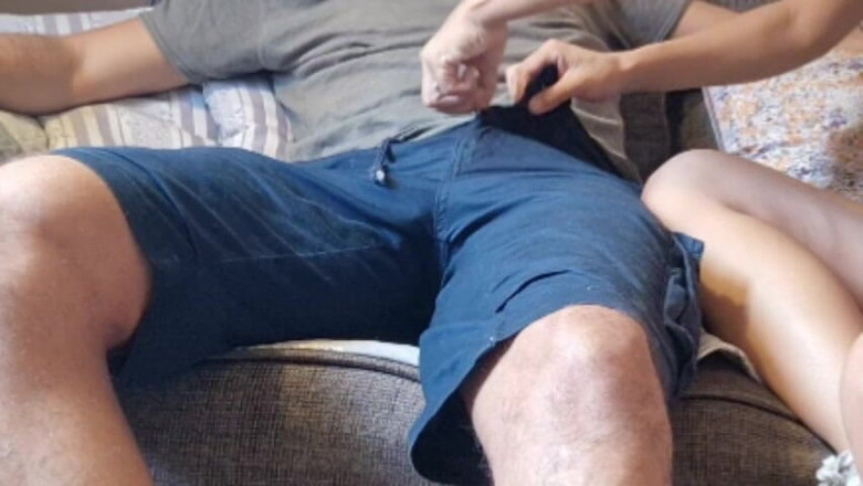 Pabloeldirector: Styvpappa lär mig hur man måste göra bra avsugning