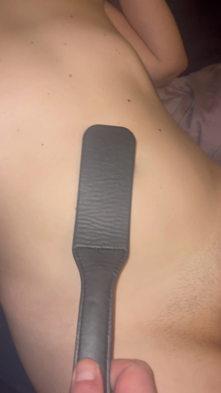 Elena917: Этикетка шлюшки лопаткой