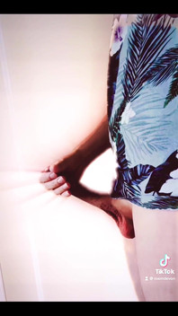 Kebiasaan burukmu mengarah padamu dan berkomentar padaku dengan kebiasaan burukmu