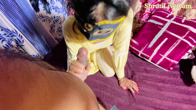 ShrutiLiveCum: Saya datang untuk tahu hari ini bahawa adik kawan baik...