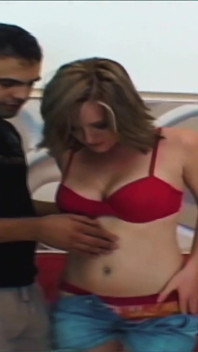 มือใหม่ Naomi Cruz โดนกระแทกหีโหดๆ แล้วแตกคาหน้า