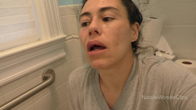 Natalie Wonder: So voller pinkeln und so verzweifelt zu gehen, aber ich...