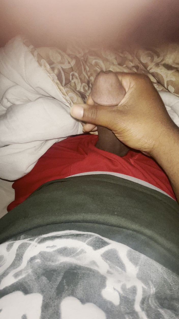 Gmail999: Șarjă de spermă