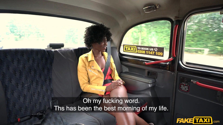 Fake Taxi: Fake Taxi - Zaawaadi recebe fycjed de taxista em interracial road...