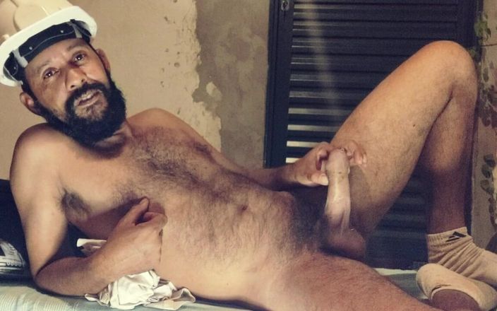 Hairy stink male: Quelle odeur 2