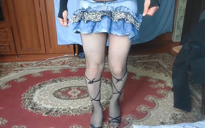 Kitty_Cross: Wytrysk zrealizowany w końcu z słodkiego kutasa z Pretty Ladyboy