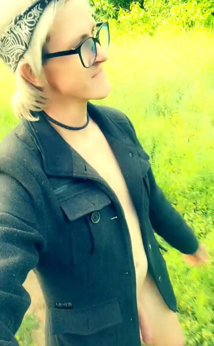 Clay Lindsey: Ходьба на відкритому повітрі голою