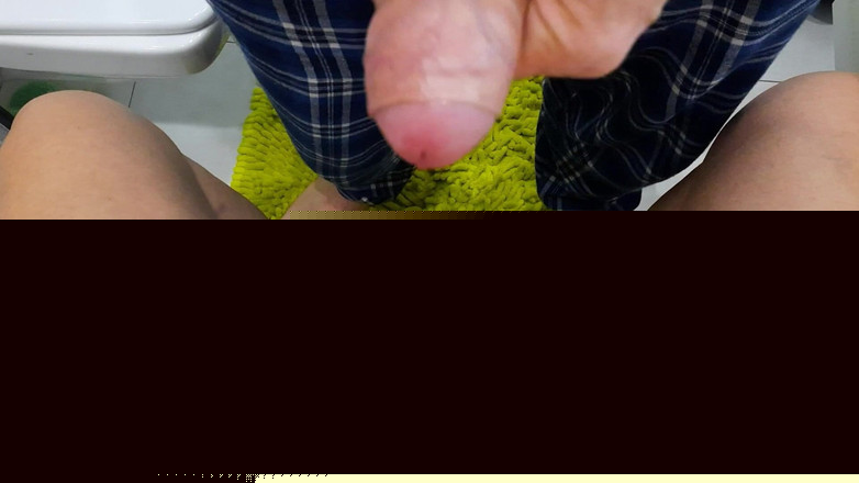 RalphXXXpl: 남편은 섹스 후 정액으로 뒤덮인 보지 정액 키스를 청소합니다.